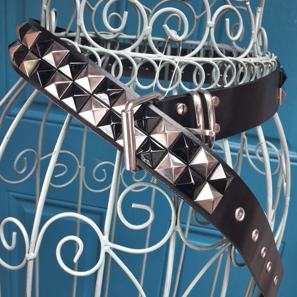 Metal Studded Belt Rivets Grommets Gothic Grunge Punk Rock industrial Steampunk - Picture 1 of 4